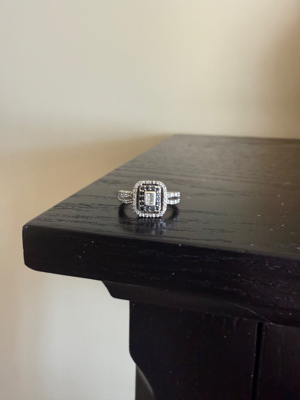Ring - Picture 4 of 4